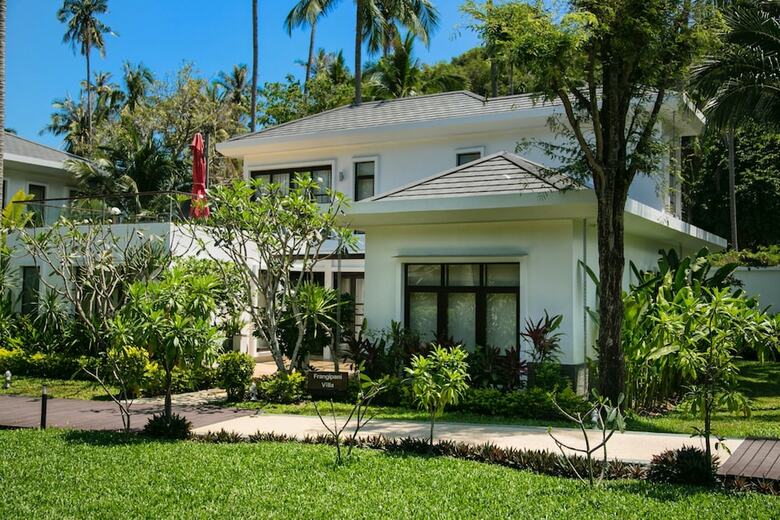 2 Bedroom Luxury Villa Frangipani Near Beach Front