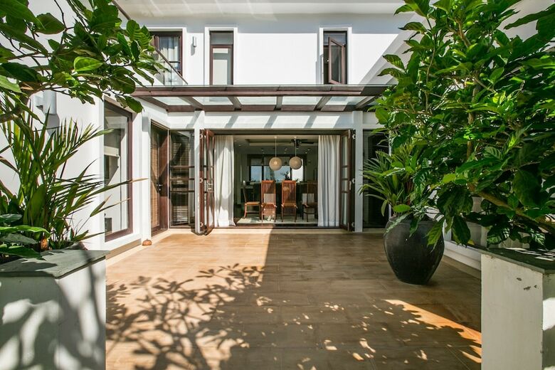 2 Bedroom Luxury Villa Frangipani Near Beach Front