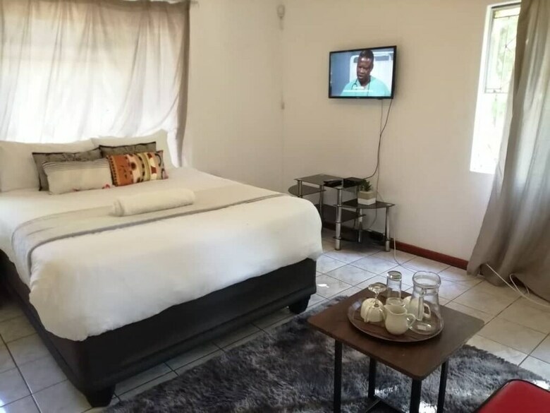 Hotel Emperor's Inn
