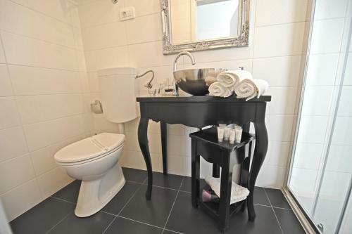 Hostal Tinel Superior Residence