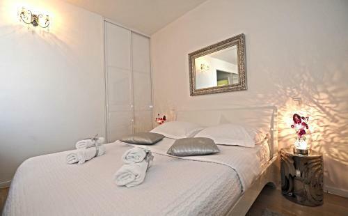 Hostal Tinel Superior Residence