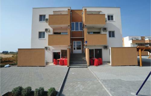 Apartment Nin 57