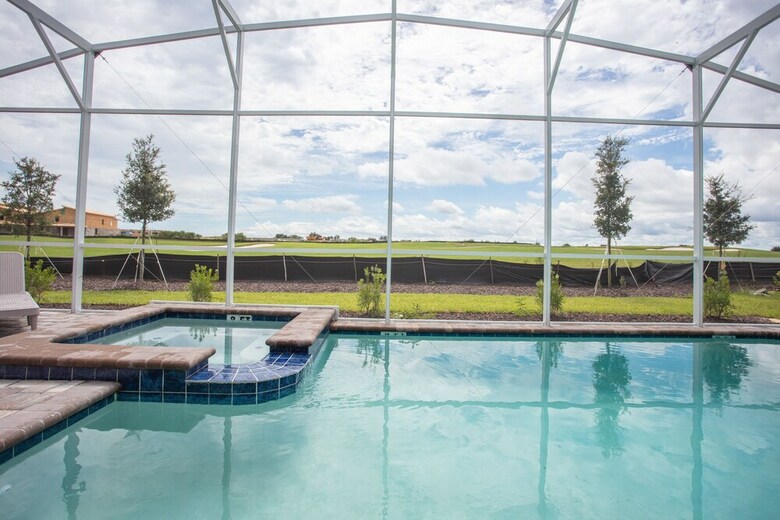 Beautiful & Contemporary Home In Champions Gate