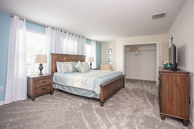 Beautiful & Contemporary Home In Champions Gate