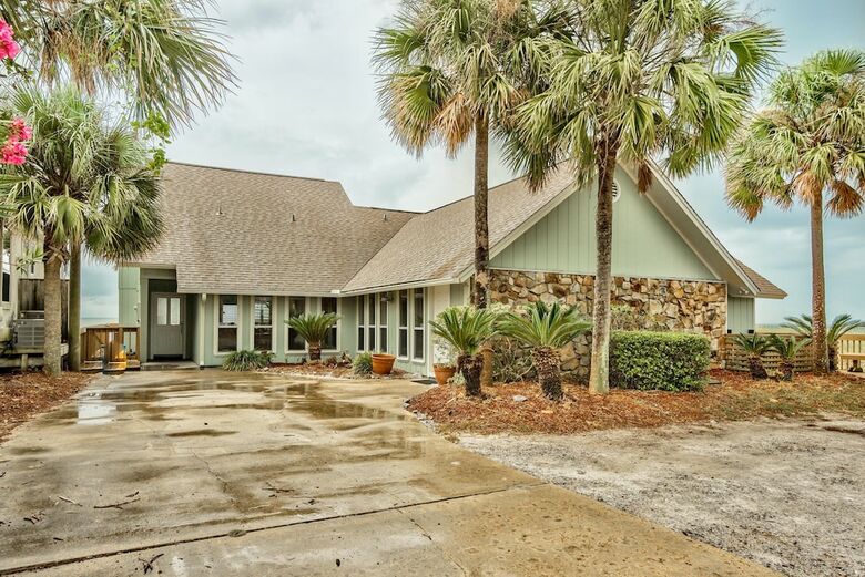 Golden Beach House