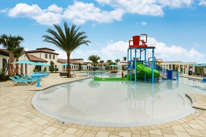 Villa 8 Bedroom Vacation Home In Windsor At Westside