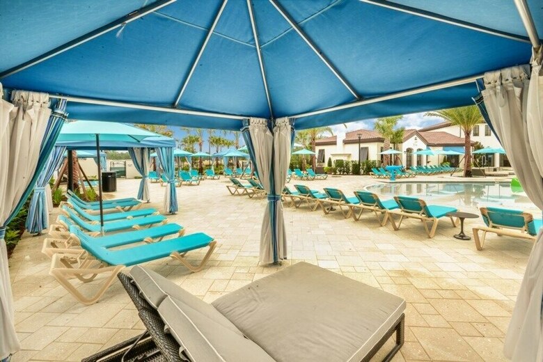 Villa 8 Bedroom Vacation Home In Windsor At Westside