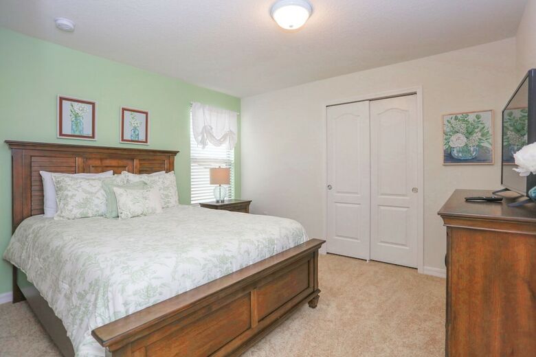 Conveniently Located Near Disney - Family Friendly