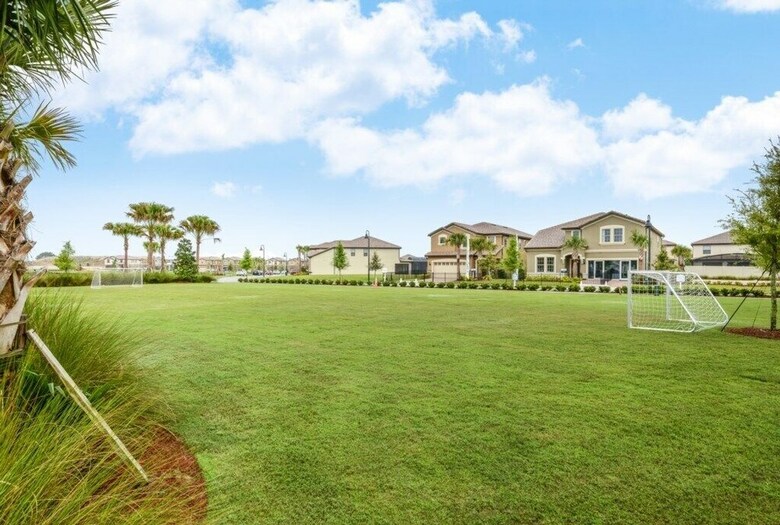 Conveniently Located Near Disney - Family Friendly