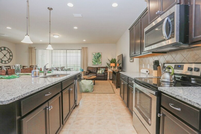 Conveniently Located Near Disney - Family Friendly