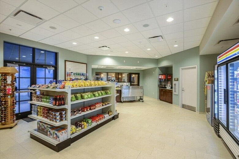 Conveniently Located Near Disney - Family Friendly