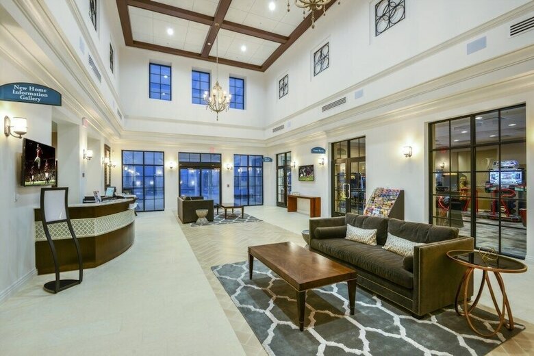 Conveniently Located Near Disney - Family Friendly