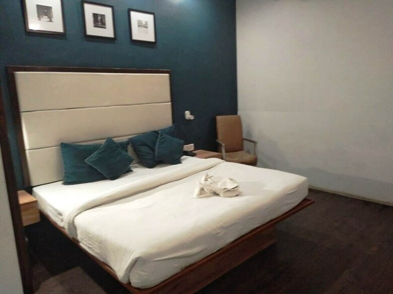 Hotel Moon Residency