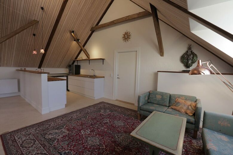 Bed & Breakfast Avalonhuset