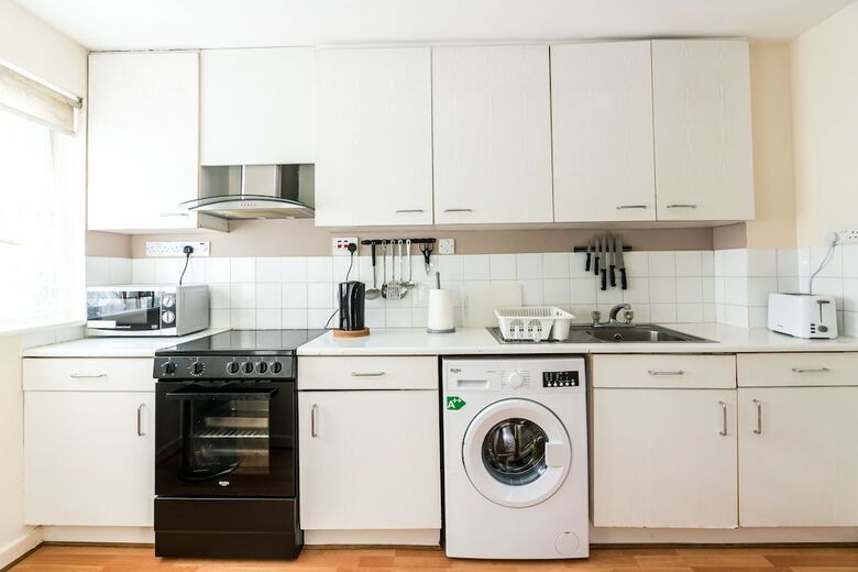 Apartamento New 2bd Garden Flat Quick Access To Central London
