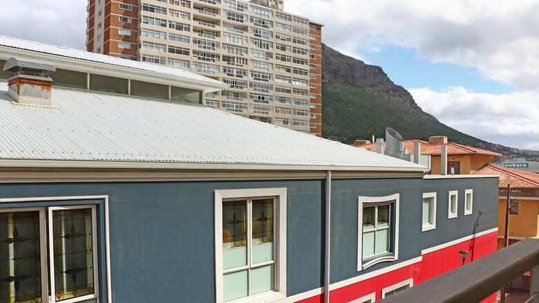 Apartamentos Endless Summer Muizenberg Beachfront