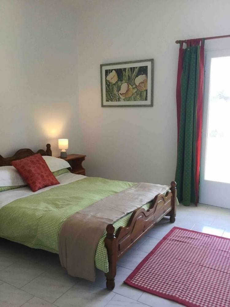 Relaxing Retreat In Chalikounas: Apartment