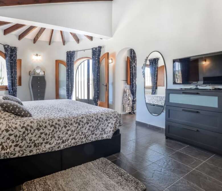 Villa - 3 Bedrooms With Pool And Wifi - 106411