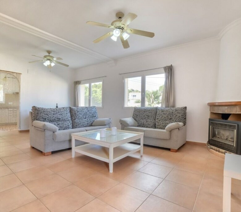 Villa - 12 Bedrooms With Pool And Wifi - 106430