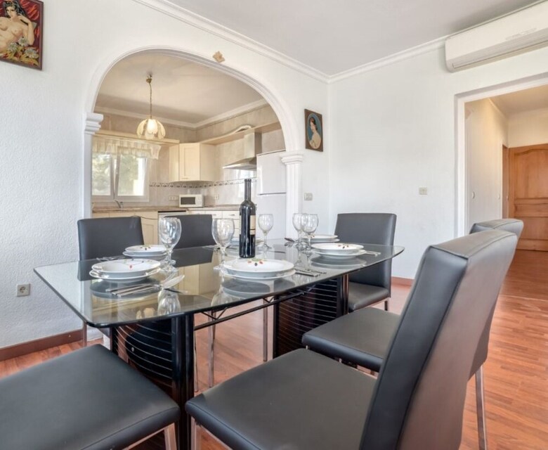 Villa - 12 Bedrooms With Pool And Wifi - 106430