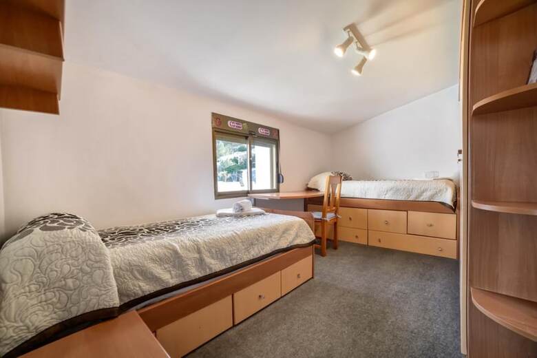 Villa - 7 Bedrooms With Pool And Wifi - 106439