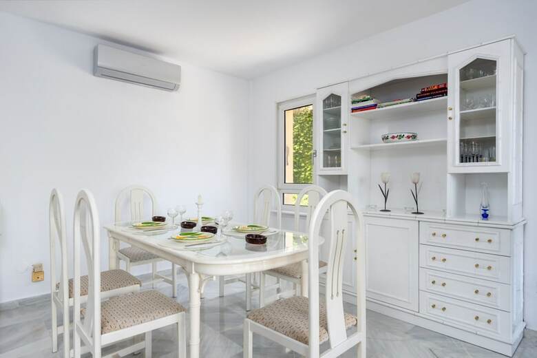 Villa Apartment - 2 Bedrooms With Pool And Wifi - 107805