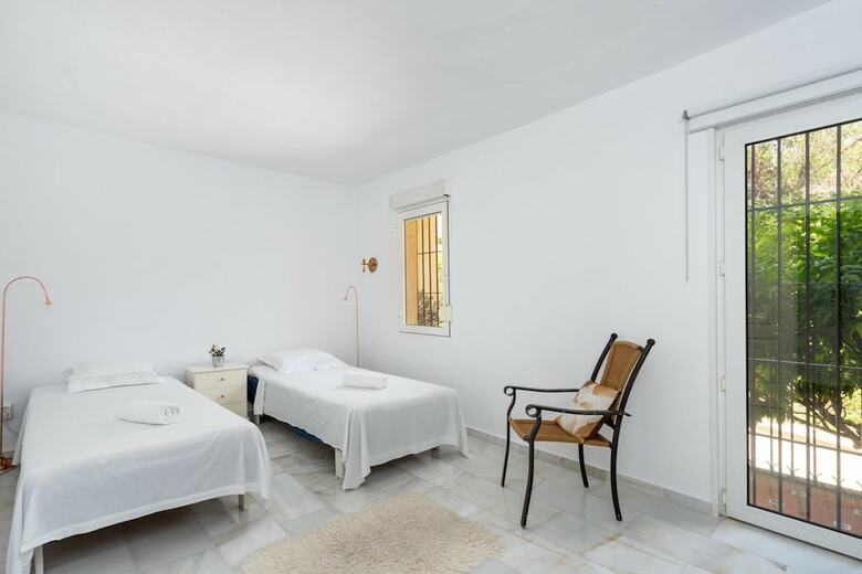 Villa Apartment - 2 Bedrooms With Pool And Wifi - 107805