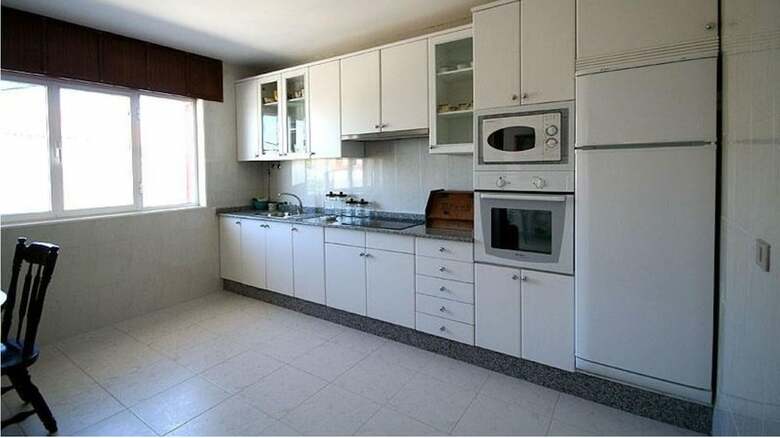 Villa Apartment - 4 Bedrooms With Sea Views - 107766