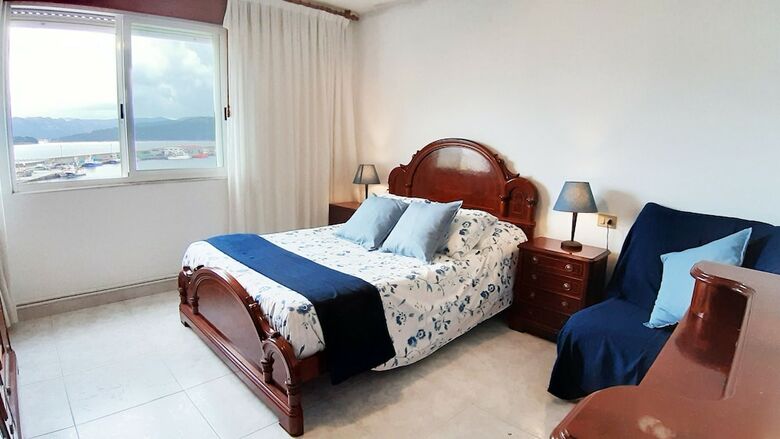 Villa Apartment - 3 Bedrooms With Sea Views - 107771