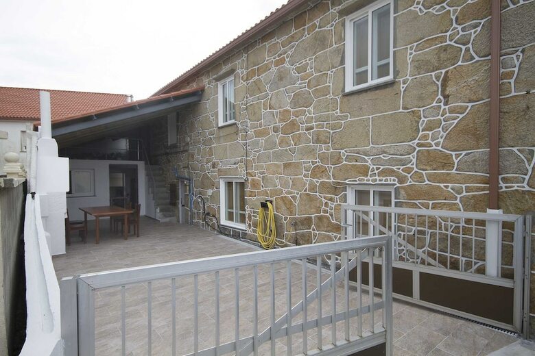Villa House - 5 Bedrooms With Sea Views - 107775