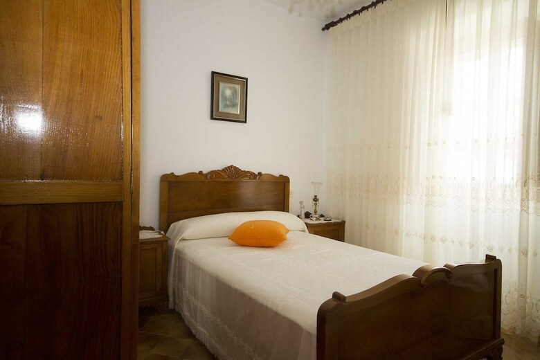 Villa House - 5 Bedrooms With Sea Views - 107775