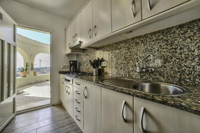 Villa - 4 Bedrooms With Pool And Wifi - 104963