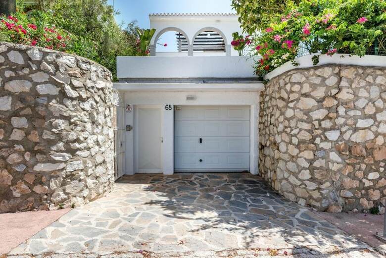 Villa - 3 Bedrooms With Pool And Wifi - 107862