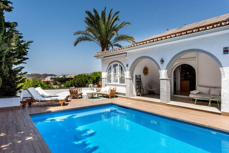 Villa - 3 Bedrooms With Pool And Wifi - 107862