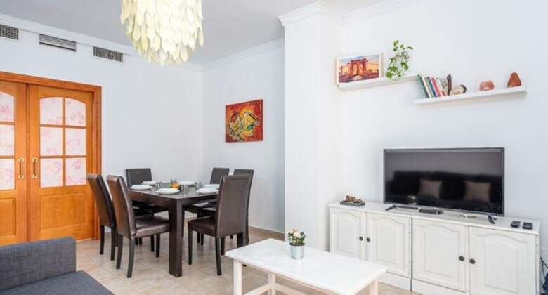 Villa Apartment - 3 Bedrooms With Wifi - 107879