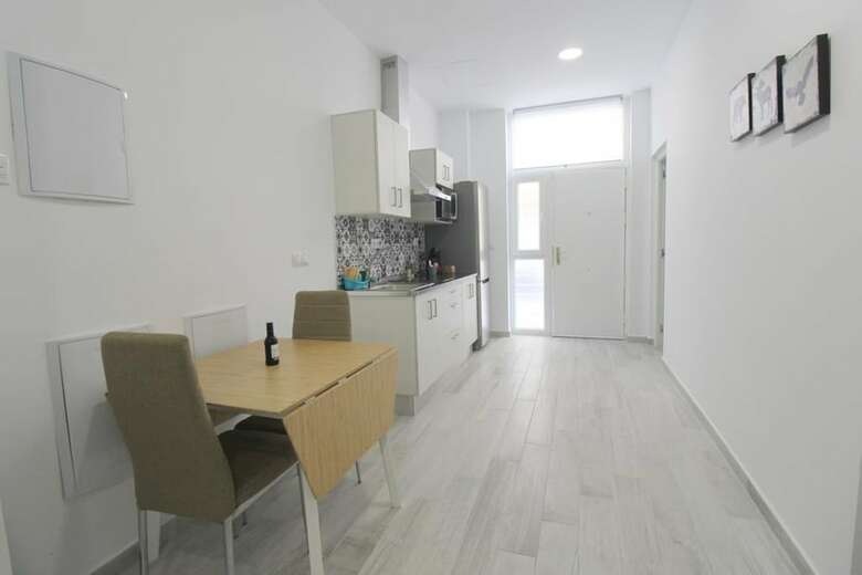 Villa Apartment - 1 Bedroom With Wifi - 107858