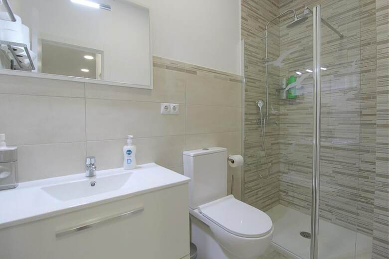 Villa Apartment - 1 Bedroom With Wifi - 107858