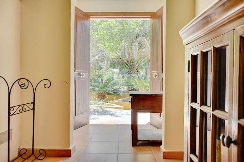 Villa - 4 Bedrooms With Pool And Wifi - 107898