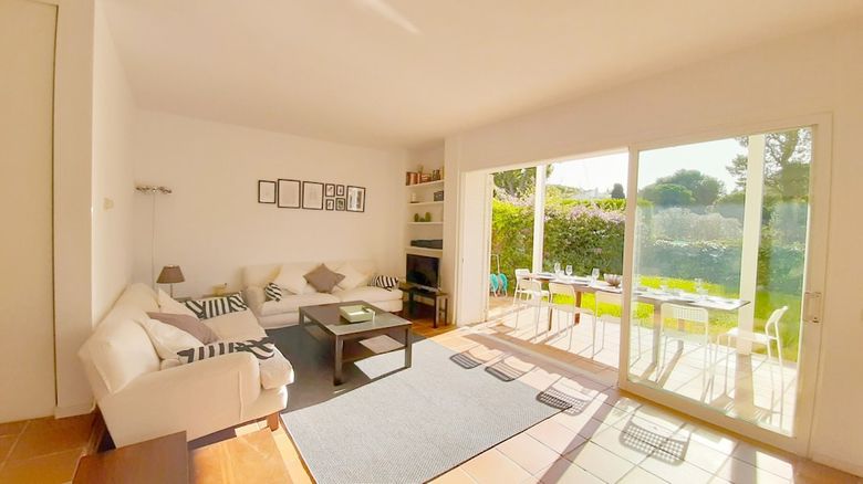 Villa - 4 Bedrooms With Pool And Wifi - 107985