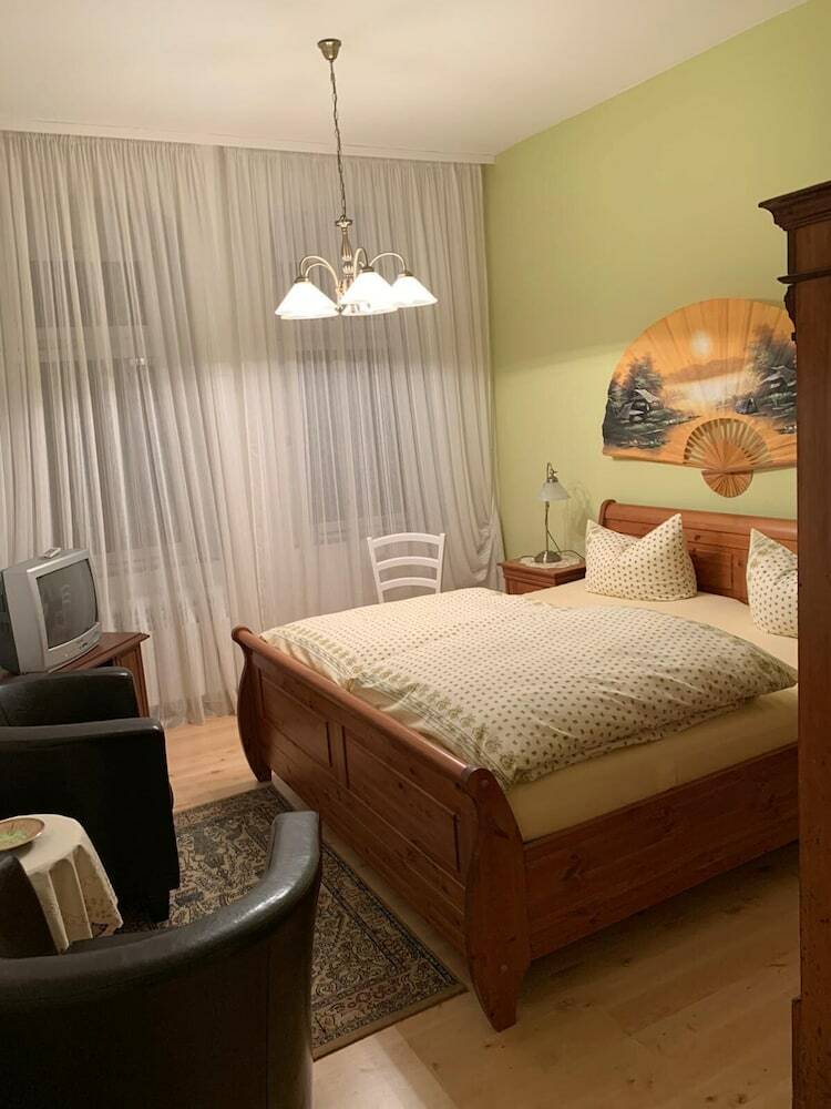 Pension Neumann