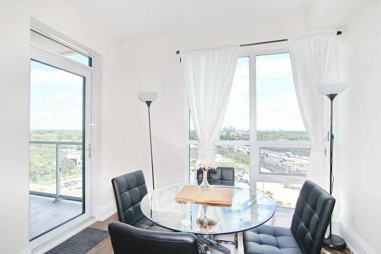 Apartamentos Pelicanstay In Harrison Garden Boulevard