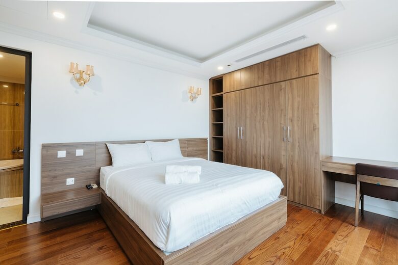 D' Le Roi Soleil Luxury Apartment Wesstlake