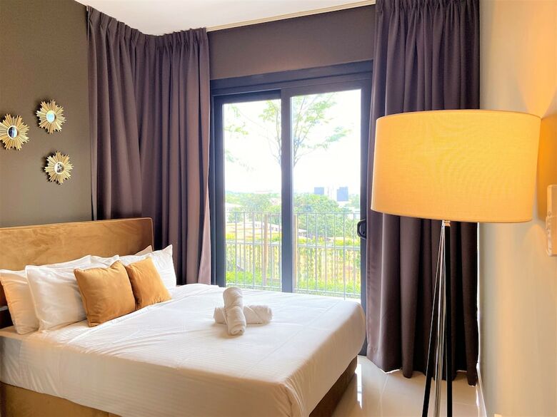 Apartamentos Highpark By Plush