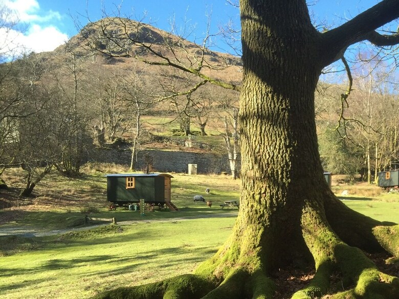 Cabana Traditional Shepherd's Hut In The Lake District