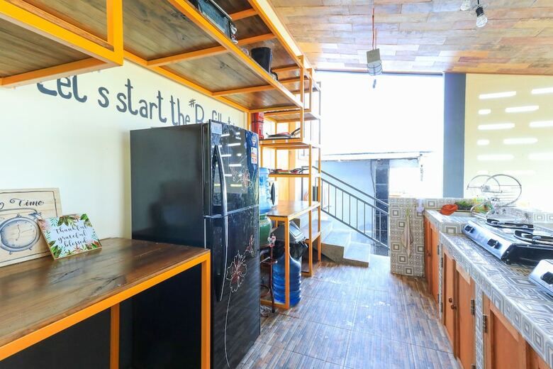 Hotel Hostel Bukit Sangcure