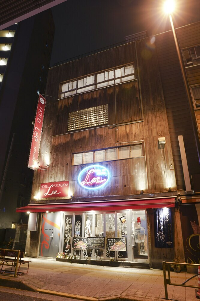 Apartamentos Hotel Lee