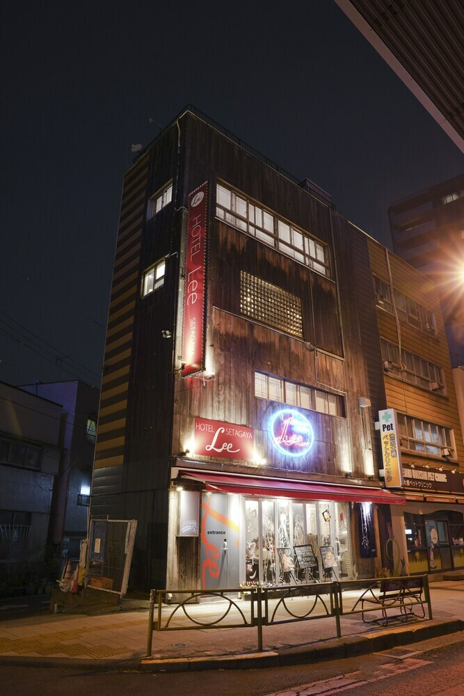 Apartamentos Hotel Lee