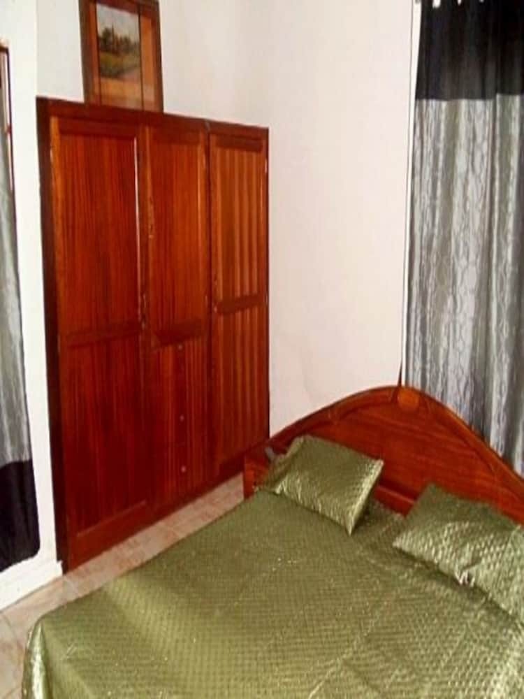 Classy Holiday Villas With Pool In Accra, Ghana