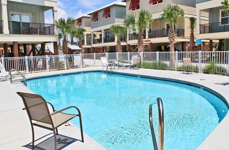 Nautical Breeze At Romeo Beach By Youngs Suncoast