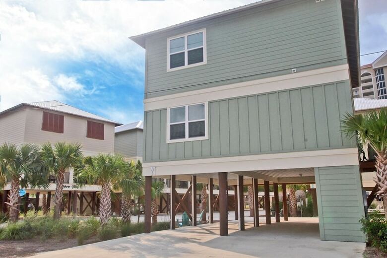 Nautical Breeze At Romeo Beach By Youngs Suncoast